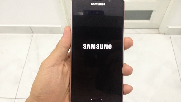Điện thoại Samsung bị treo logo và cách khắc phục nhanh nhất?