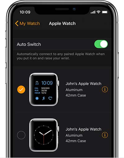 Nhấn vào biểu tượng (i) bên cạnh Apple Watch bạn muốn hủy kết nối